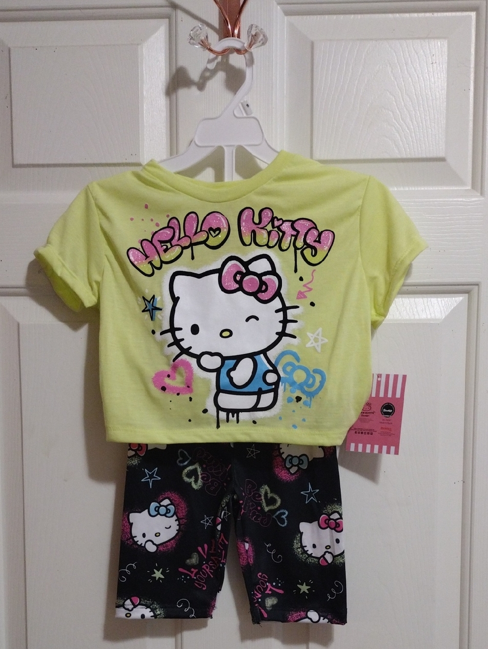 Hello Kitty Yellow Graphic Top with Black Bottoms Set Girl Size 4 🆕